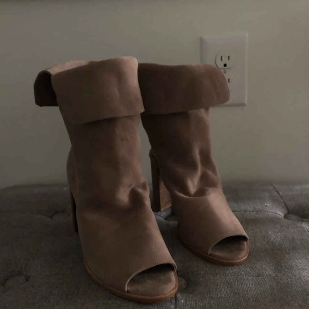 42 Gold Ramada Suede Peep Toe Bootie